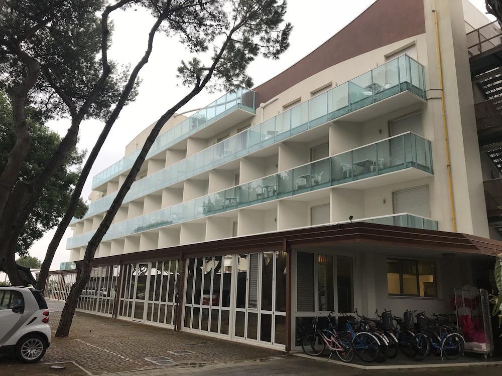 Park Hotel Ermitage Resort & Spa Lido di Jesolo Zewnętrze zdjęcie